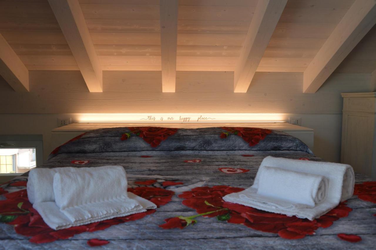 White Suite - Jacuzzi, Swimming Pool & Lake View ليتْسّينو المظهر الخارجي الصورة